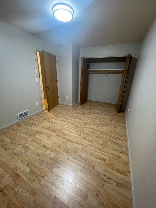 Foto del edificio - 6787 Badger St