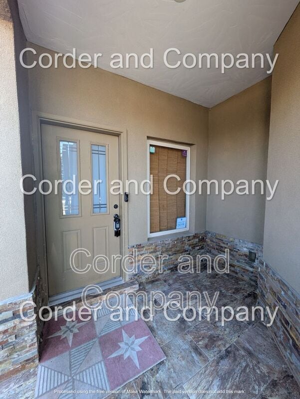 Building Photo - 940 Sellers Dr NE