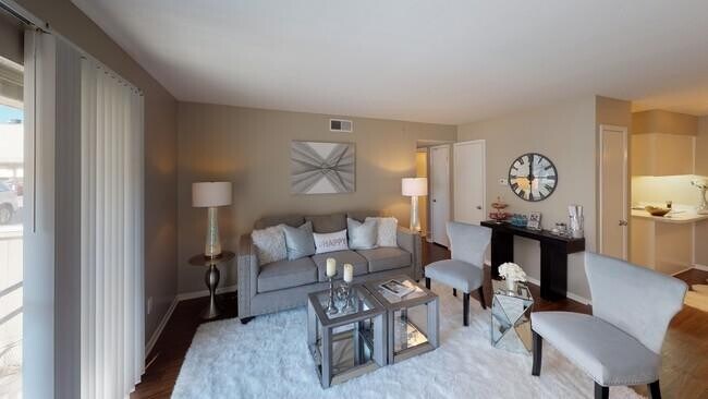 Building Photo - 1 bedroom in Richardson TX 75081