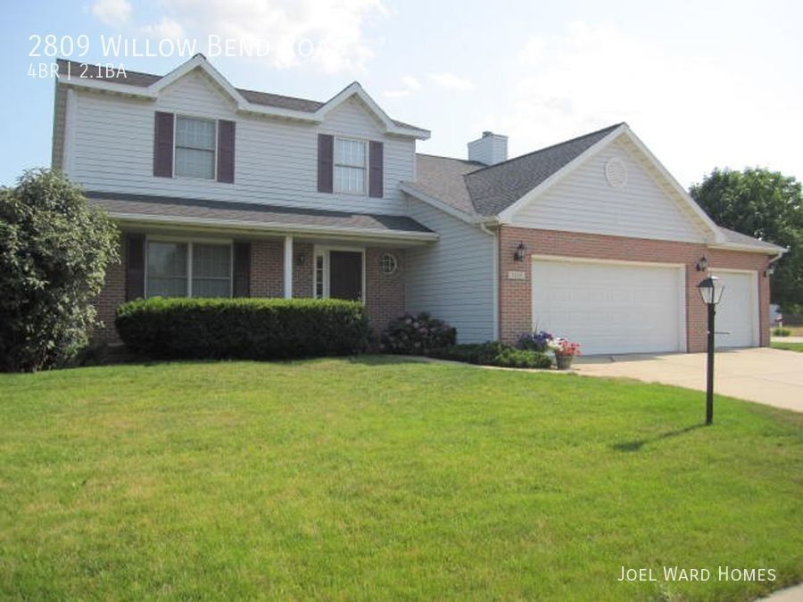 Primary Photo - Beautiful Home in Cherry Hills