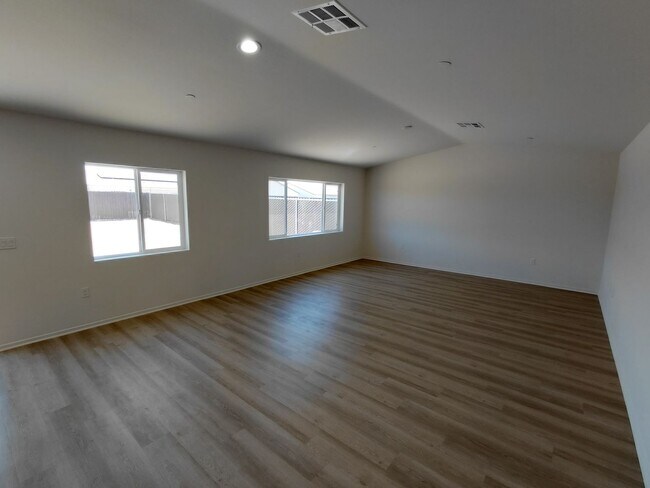 Foto del edificio - 475 Palomino Ct