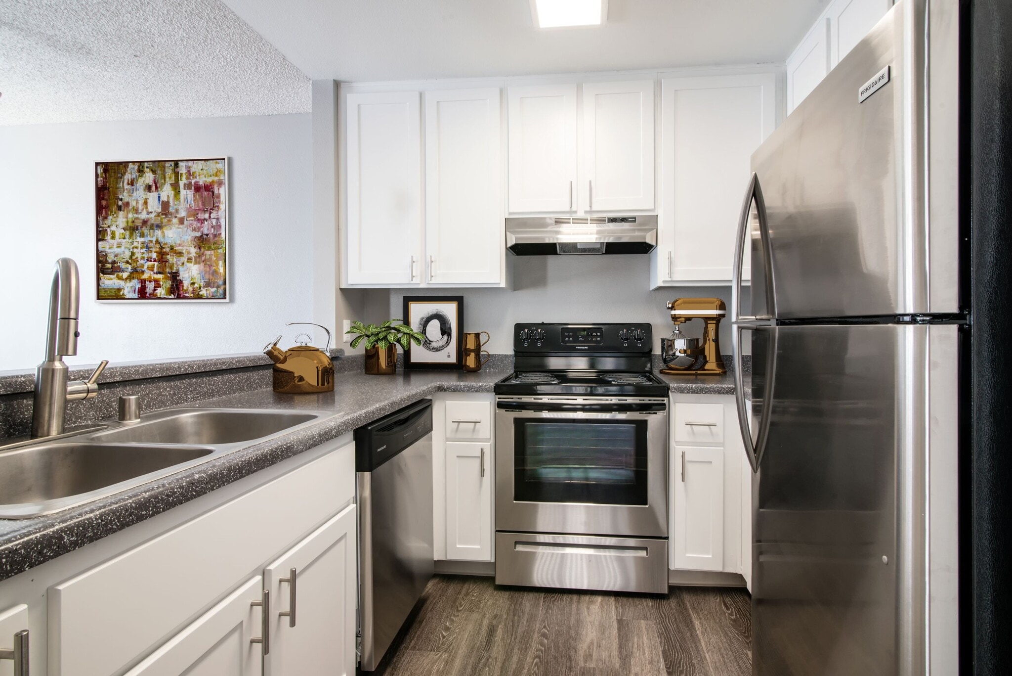 Lakeview Village - 3115 Sweetwater Springs Blvd Spring Valley, CA 91977 ...