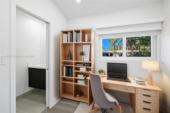 Foto del edificio - 7550 SW 127th St