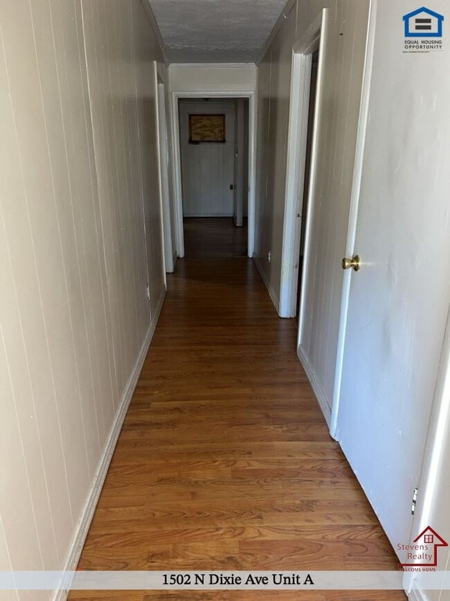 Foto del edificio - 1502 N Dixie Ave