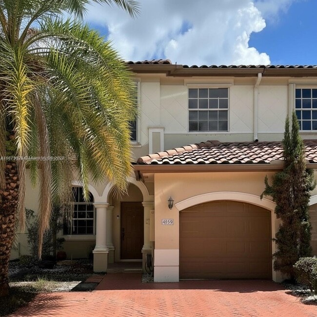 Building Photo - 4959 SW 135th Way