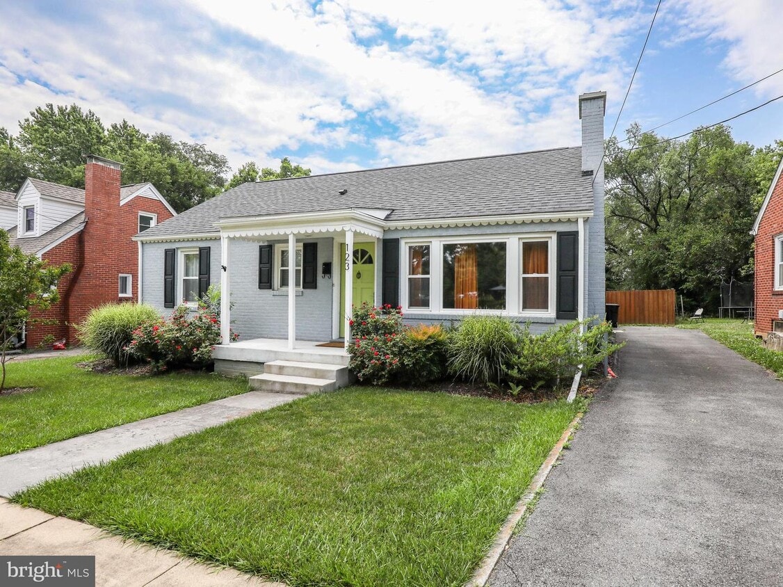 123 Bellview Ave, Winchester, VA 22601 House Rental in Winchester, VA