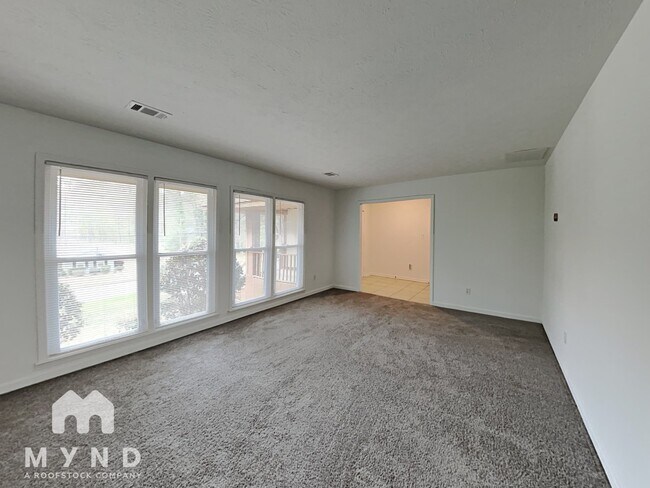 Foto del edificio - 4906 Wolverton Dr