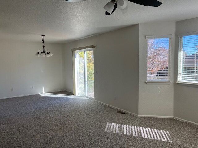 Foto del edificio - "Spacious 4-Bed Retreat in Parker, CO - Yo...