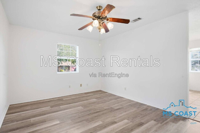 Building Photo - 15317 Waycross Dr