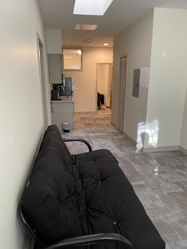 Foto principal - 1417 W 9th St