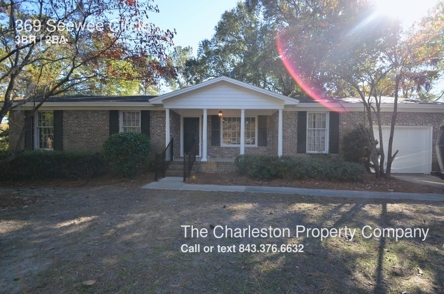 Primary Photo - 369 Seewee Cir