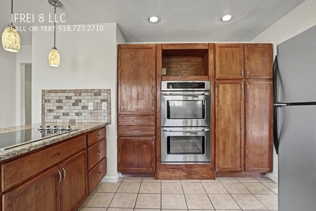 Building Photo - 3802 S Allegheny Ave