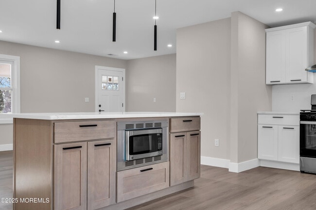 Foto del edificio - 170 Station Rd