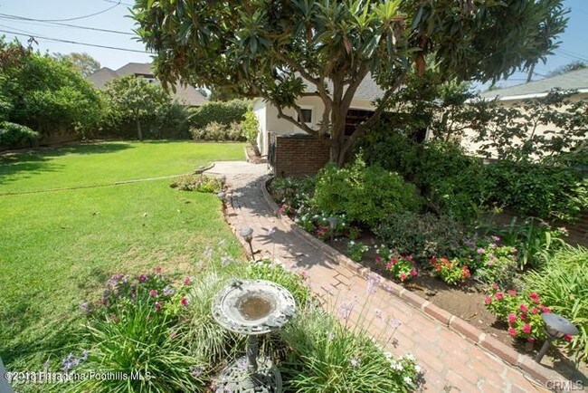 Building Photo - 3 br, 3 bath House - 455 N Del Mar Ave