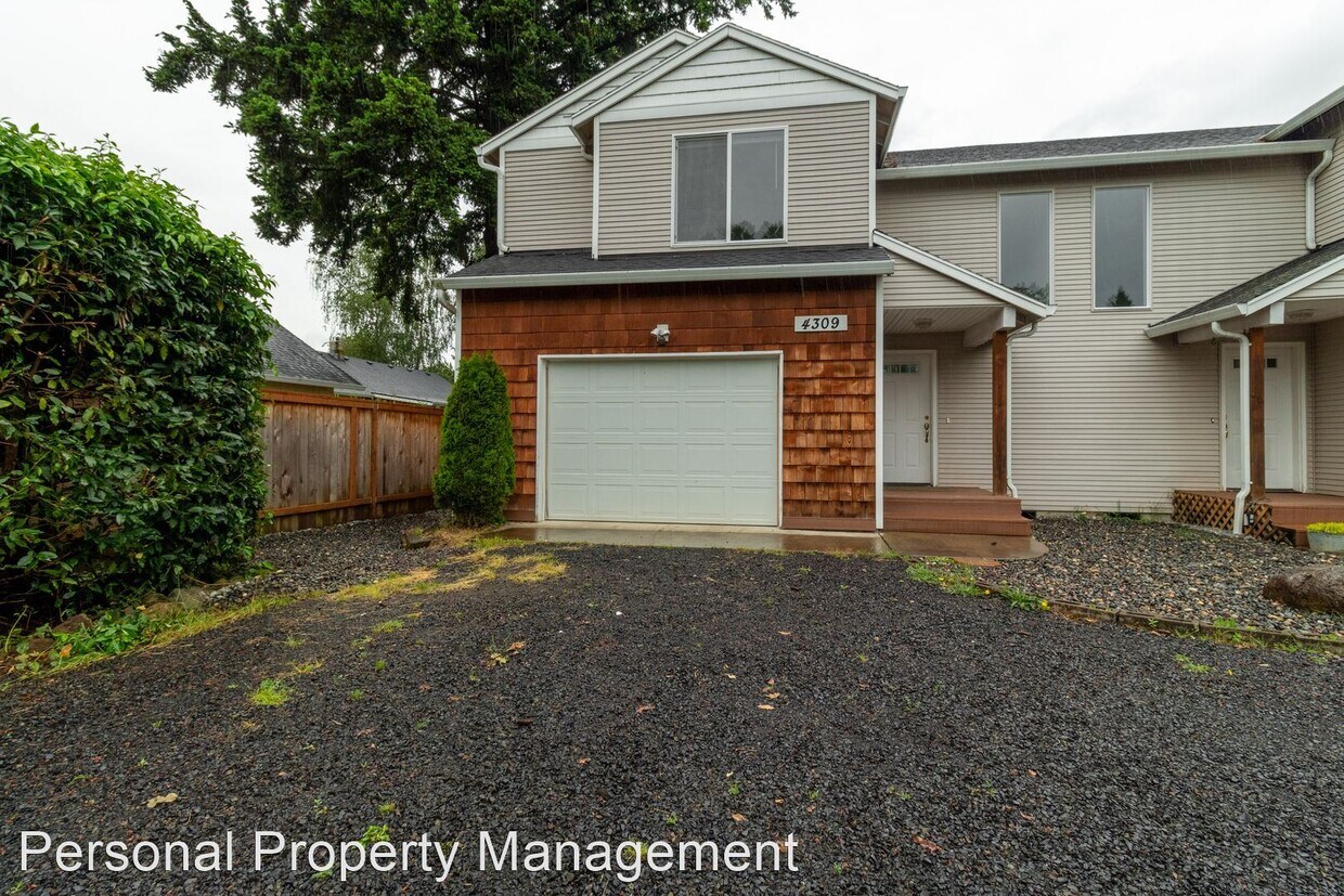 3 br, 2.5 bath House 4309 Evergreen Way House Rental in Washougal