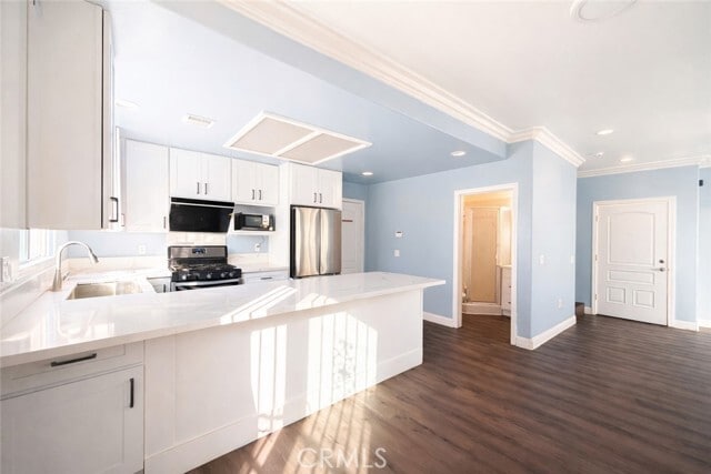 Building Photo - 5223 Sereno Dr