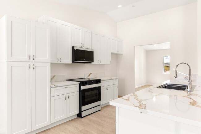 Foto del edificio - 21471 Reed Pl