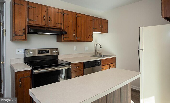 Foto del edificio - 938 Grantham Rd
