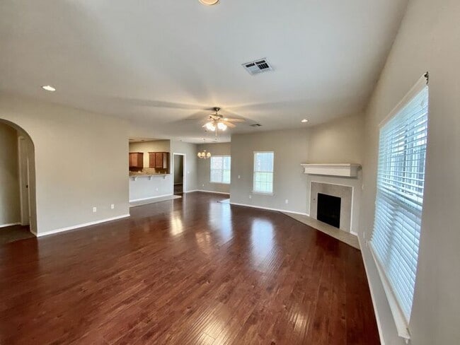 Building Photo - 7112 Eagles Landing