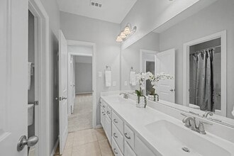 Building Photo - 28298 Calaveras Lake Dr