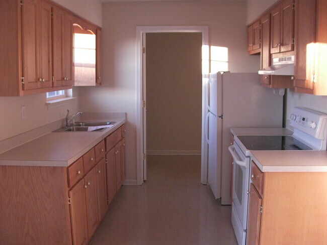 Foto del edificio - 110 Stallings Ct