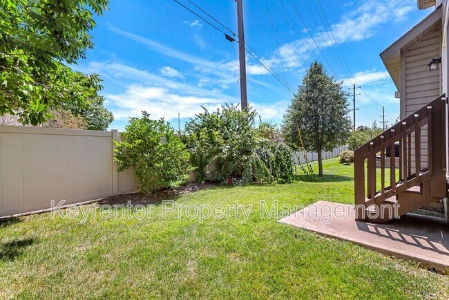 Building Photo - 1744 Coupru Ct