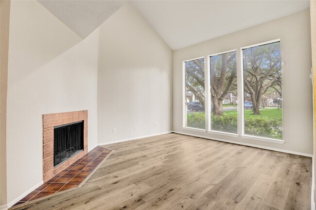 Building Photo - 2601 S Braeswood Blvd