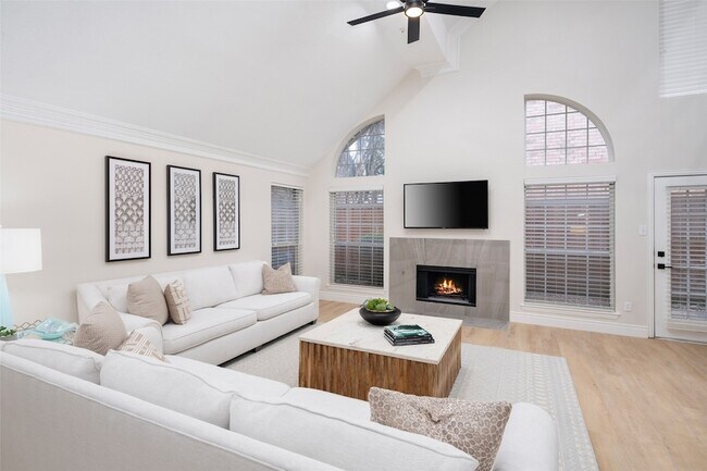 Foto del edificio - 14604 Hemingway Ct