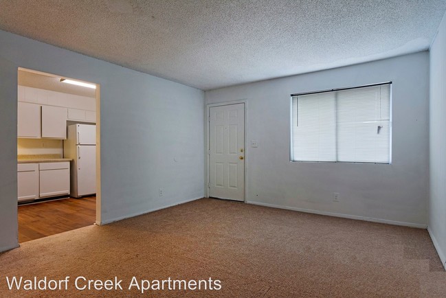 Foto del edificio - 2 br, 1 bath Apartment - 4663 Waldrop Drive