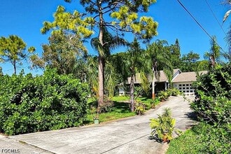 Building Photo - 18401 Huckleberry Rd