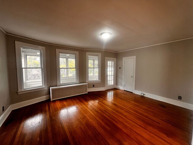 Foto del edificio - 93 Homestead Ave