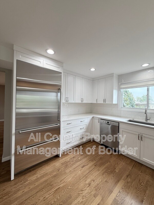 Foto del edificio - 315 Evergreen Ave