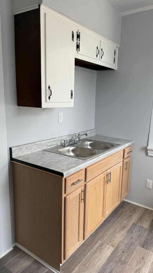 Foto del edificio - 2 bedroom house available now