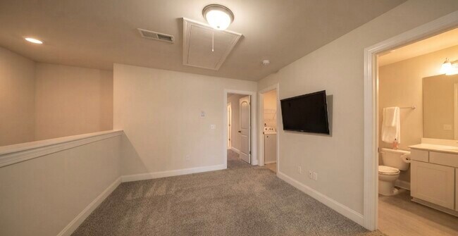 Foto del edificio - 857 Longleaf Ln