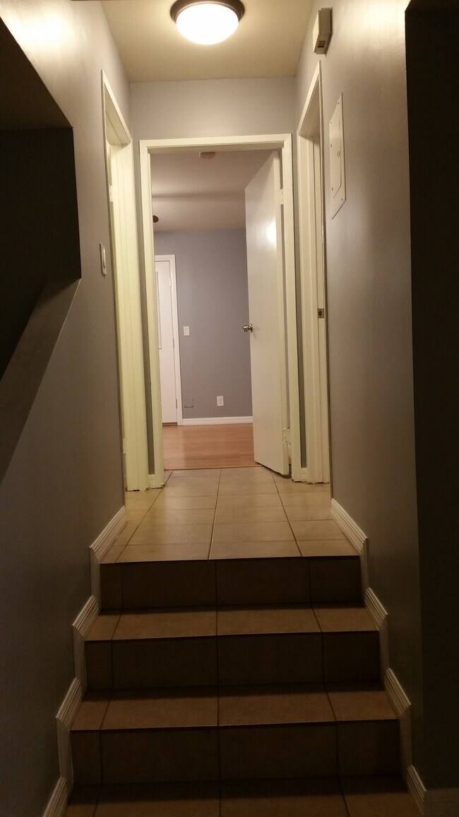Building Photo - 3172 Verdugo Pl