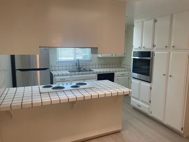 Photo - SAN JOSE - Remodeled 4 Bed 2 Bath House