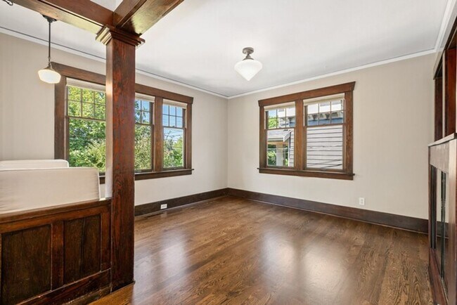 Foto del edificio - 4818 51st Ave S