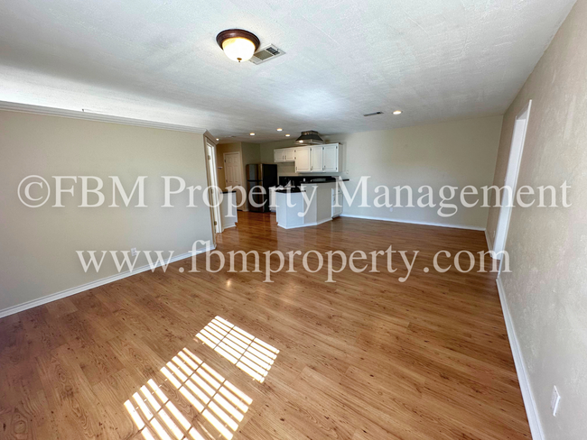 Foto del edificio - 1249 Sugar Ridge - Stunning 2 Bedroom, 2 B...