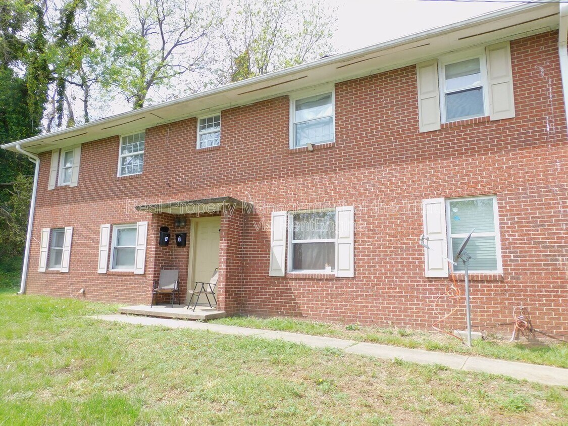 Photo - 1514 Gholson Avenue South East