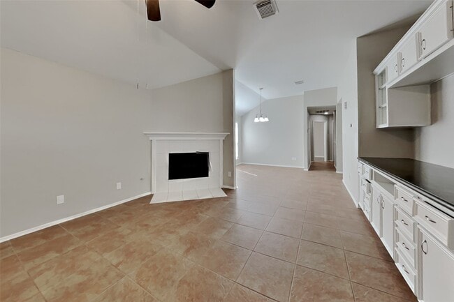 Building Photo - 21027 Terrace View Dr