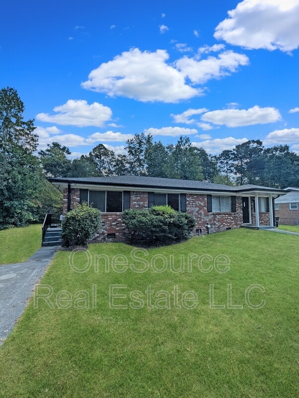 Building Photo - 3701 Hopkins Rd