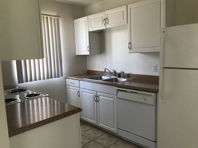 Foto del edificio - 1815 Edgewood Dr