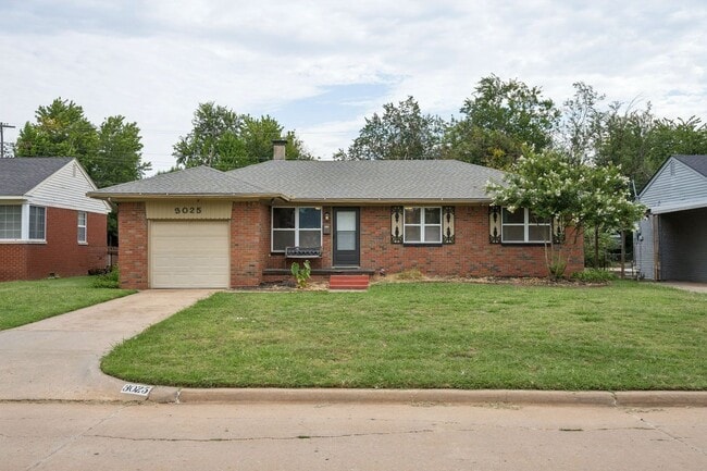 Building Photo - Charming 3-Bed Home with Spacious Backyard & Prime OKC Location