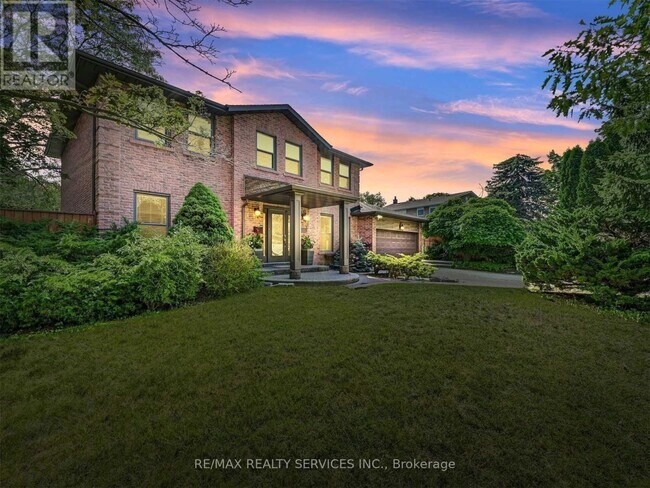 Photo du bâtiment - 1570 Tipperary Ct