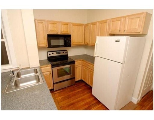 Foto del edificio - 15 Linden St