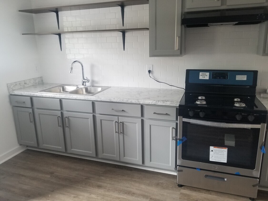 Donnelly Court 1250 Donnelly Ave SW Atlanta, GA