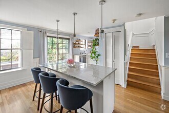 Building Photo - 1 Devens St