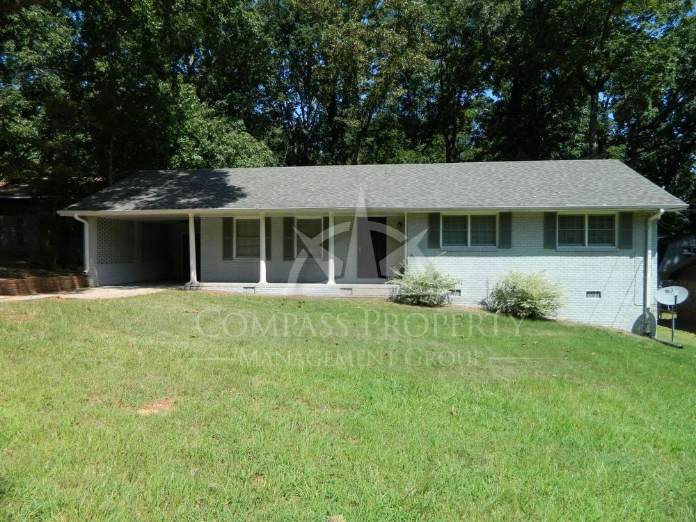 Primary Photo - Beautifully Renovated Ranch off I-20