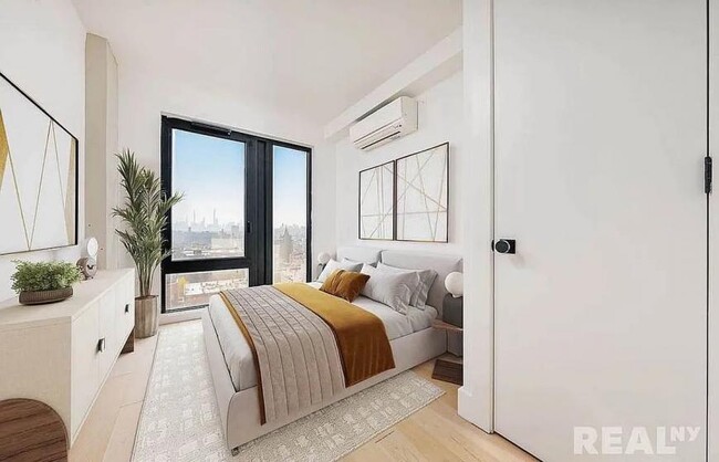 Building Photo - 3 bedroom in New York NY 10027