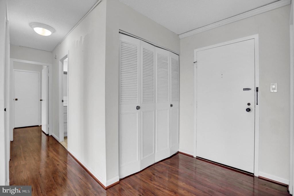 Foto principal - 4401 Roland Ave